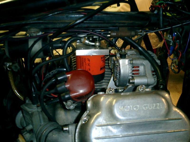 oil filter from right side, support bracket not installed